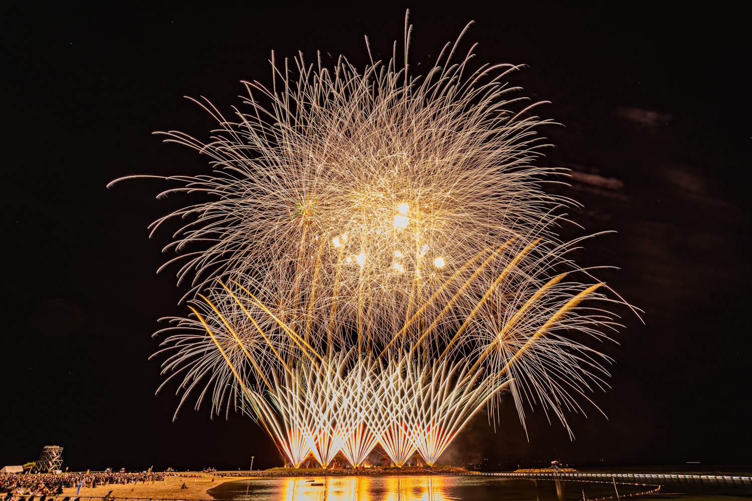海洋博美ら海花火大会2026日帰りバスツアー