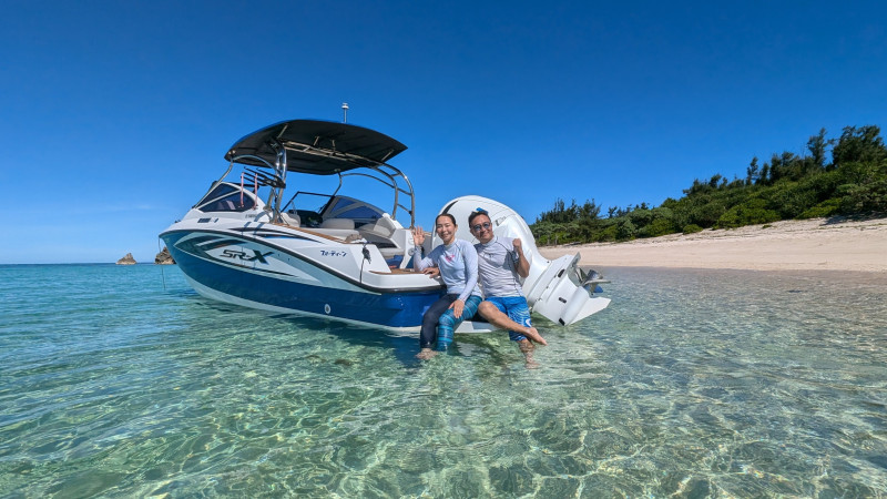 フォーティーンマリン沖縄所有のボート