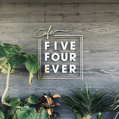Cafe FIVE FOUR EVER