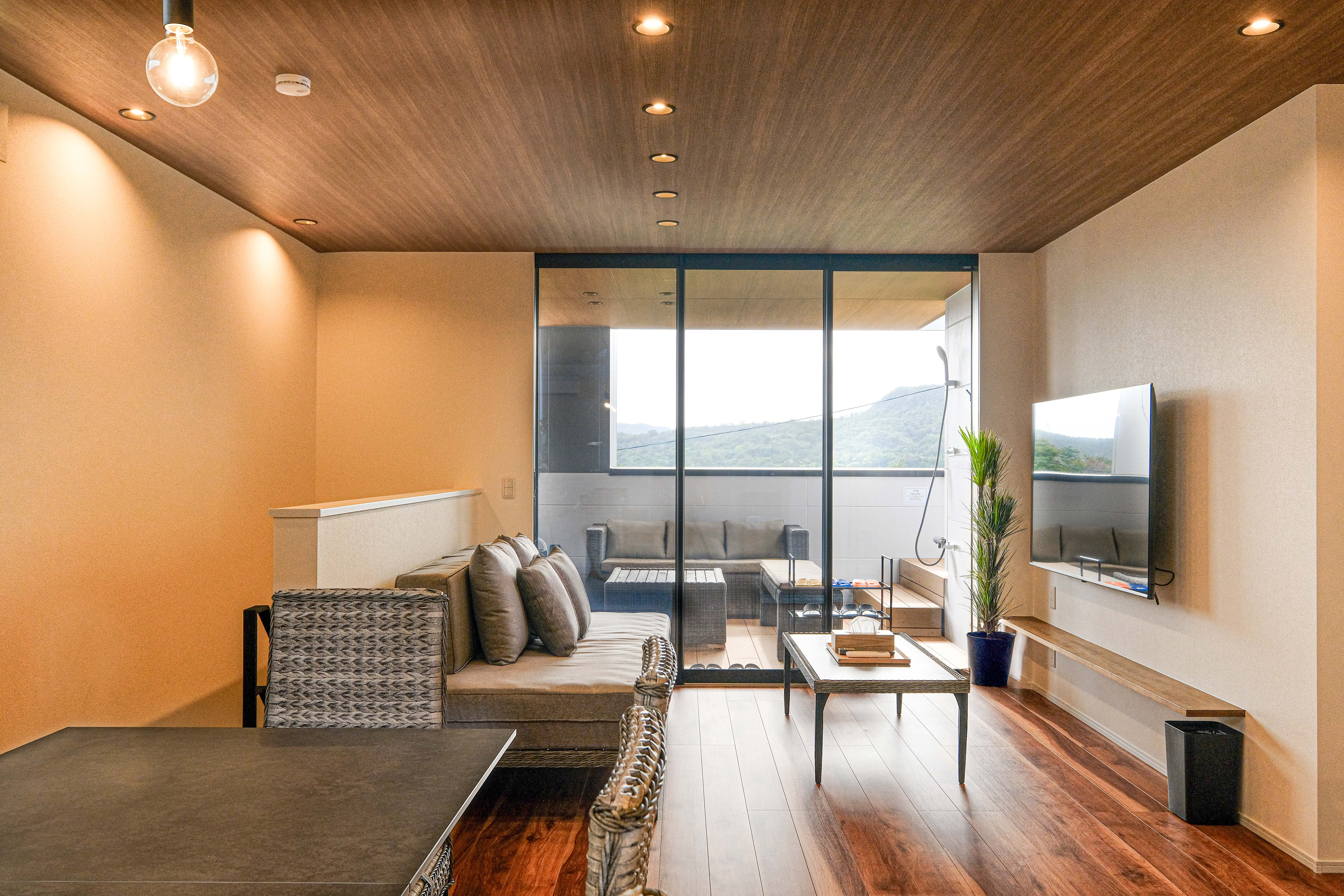 MIRATIO 520-Five Two O-