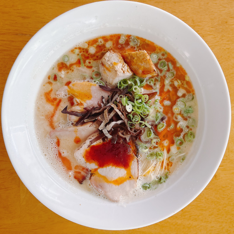 あぐー豚SP濃厚豚骨らーめん辣油旨辛タレ