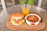 ベーグルサンド＆スープドリンクセット￥1550～