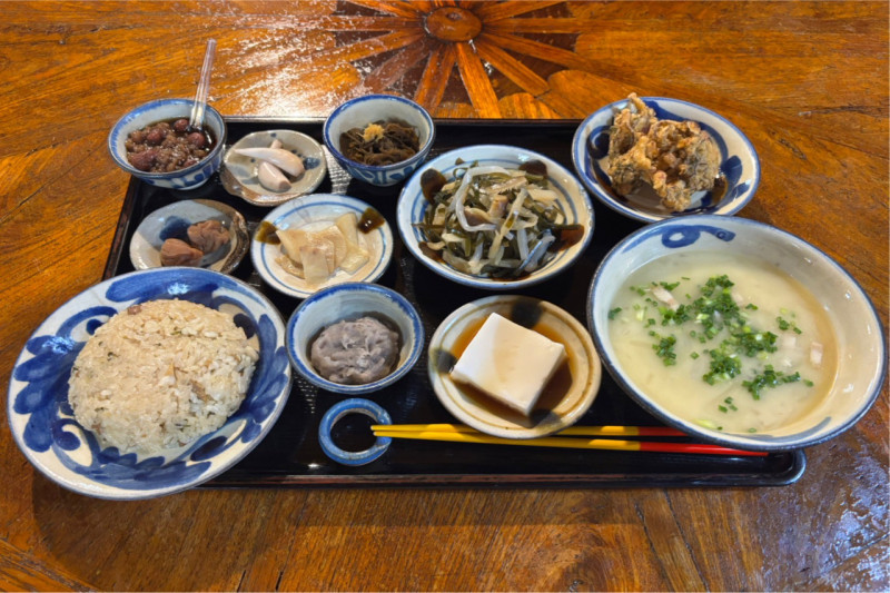 イナムドゥチ定食