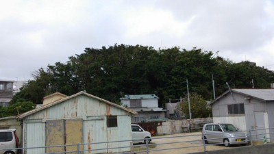 七つ墓（ナナチバーカー）