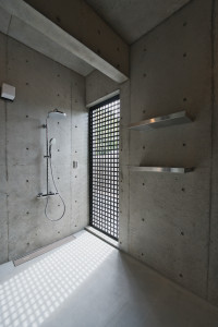 屋外シャワー室