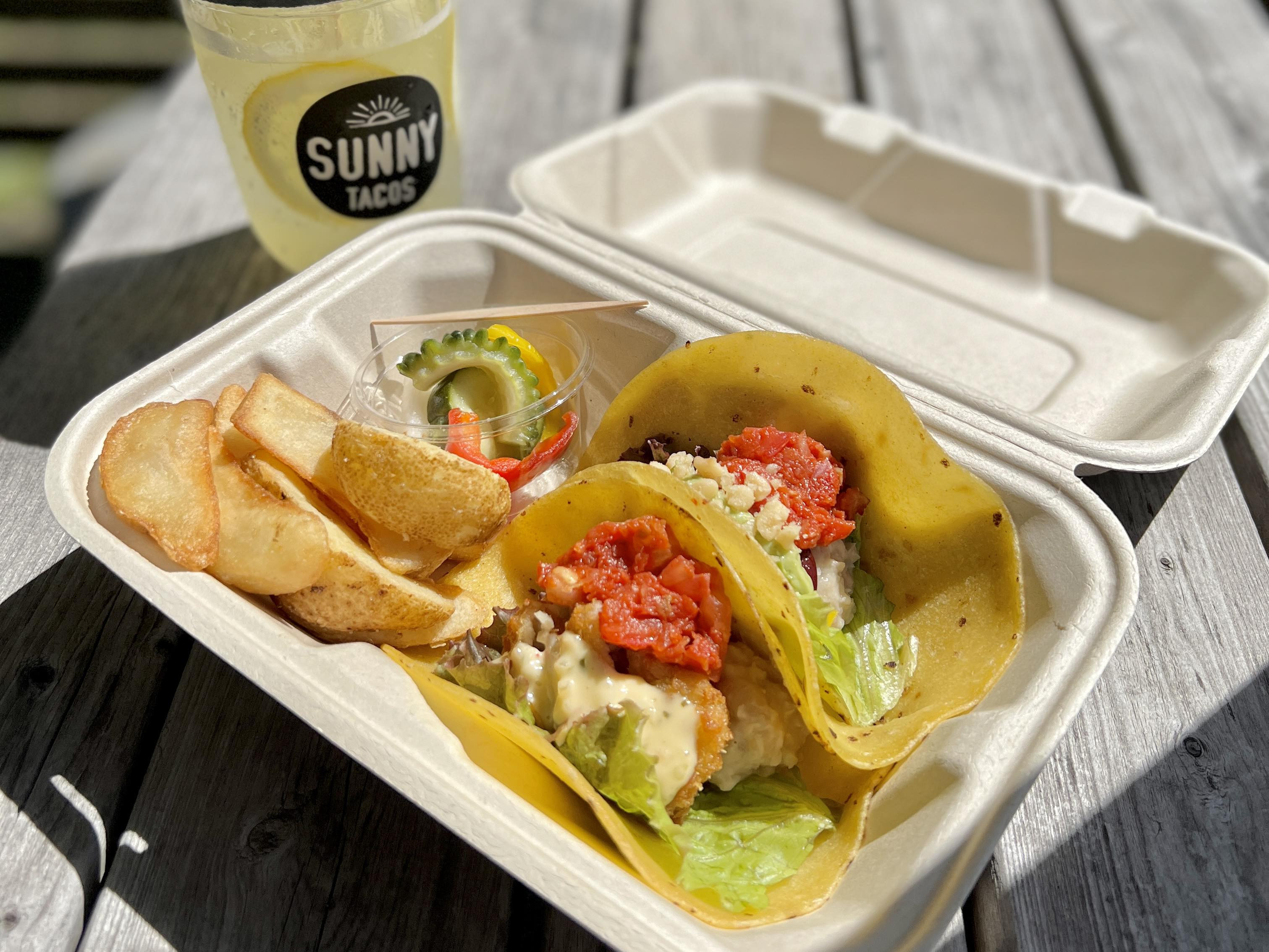 SUNNY TACOS/サニータコス & OKINAWA BBQ Garden 名護