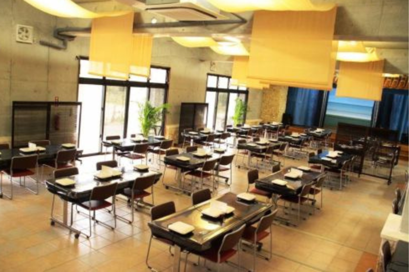 宴会場から落ちついた大型個室など３つの部屋をご用意しております。