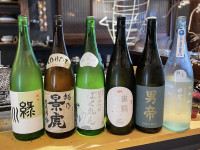 季節の日本酒を常時ご用意。毎月8日は、他ではなかなか出会えない希少な銘酒が登場します!