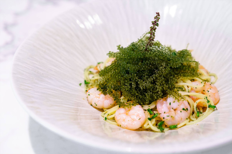 海ぶどうとシュリンプのペペロンチーノ
