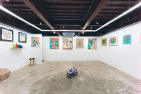 アートシーンで活躍されているアーティストの企画展を開催中