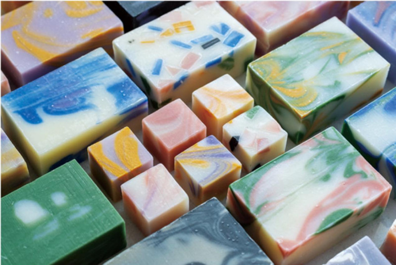 ボタニカルハンドメイド洗顔石鹸は沖縄の記憶、香り、素材を感じることができます