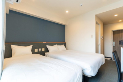 リビングイン県庁前駅