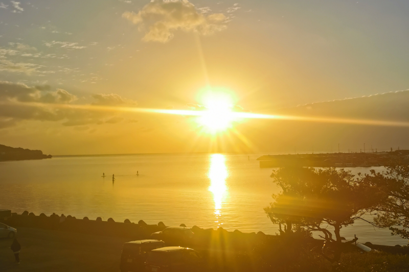 当サロンからの美しい朝焼けの景色・・・目覚めの時・・・