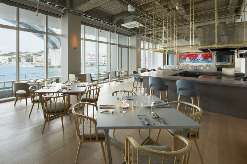 レストラン内観