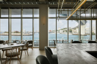 レストラン内観