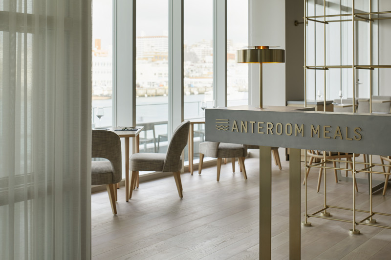 レストラン内観