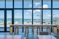 レストラン内観