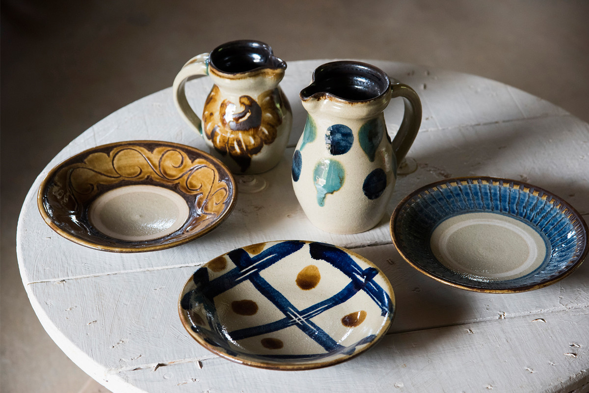 陶芸家へのインタビュー | 「やちむん」とは | 沖縄観光情報WEBサイト