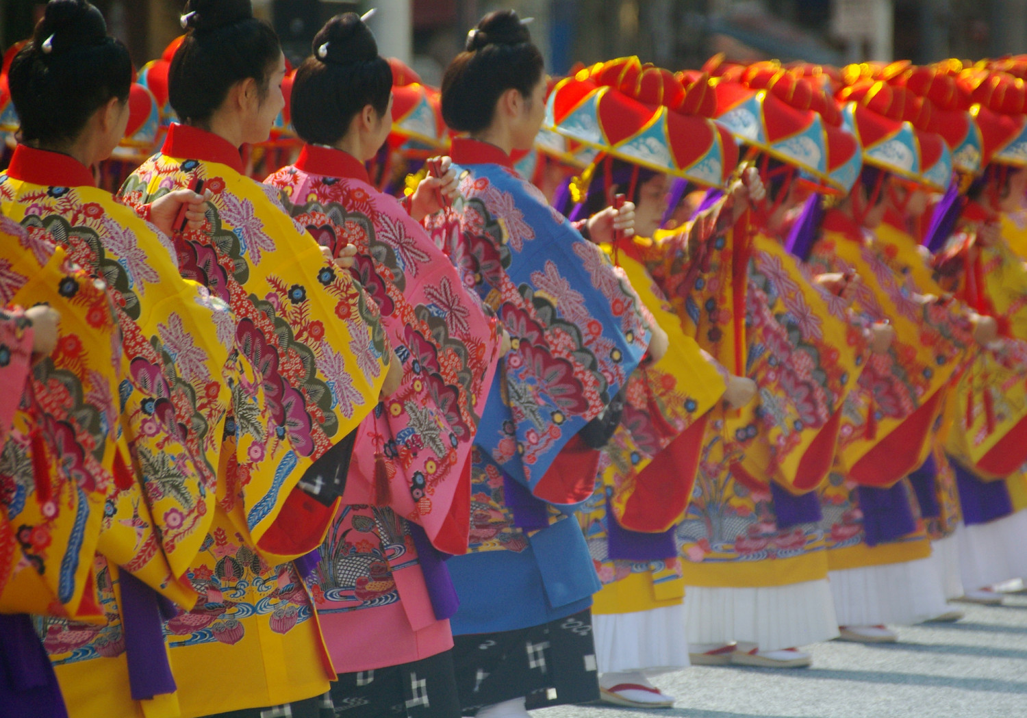 琉球舞踊 衣装 紋付き