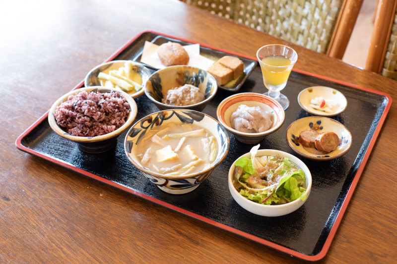 海を望むカフェレストラン！