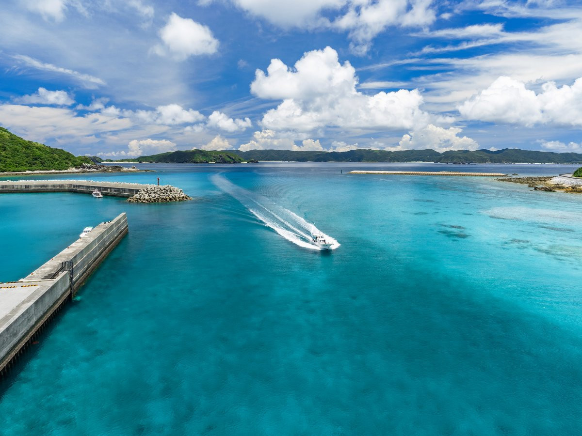 沖縄 阿 嘉島