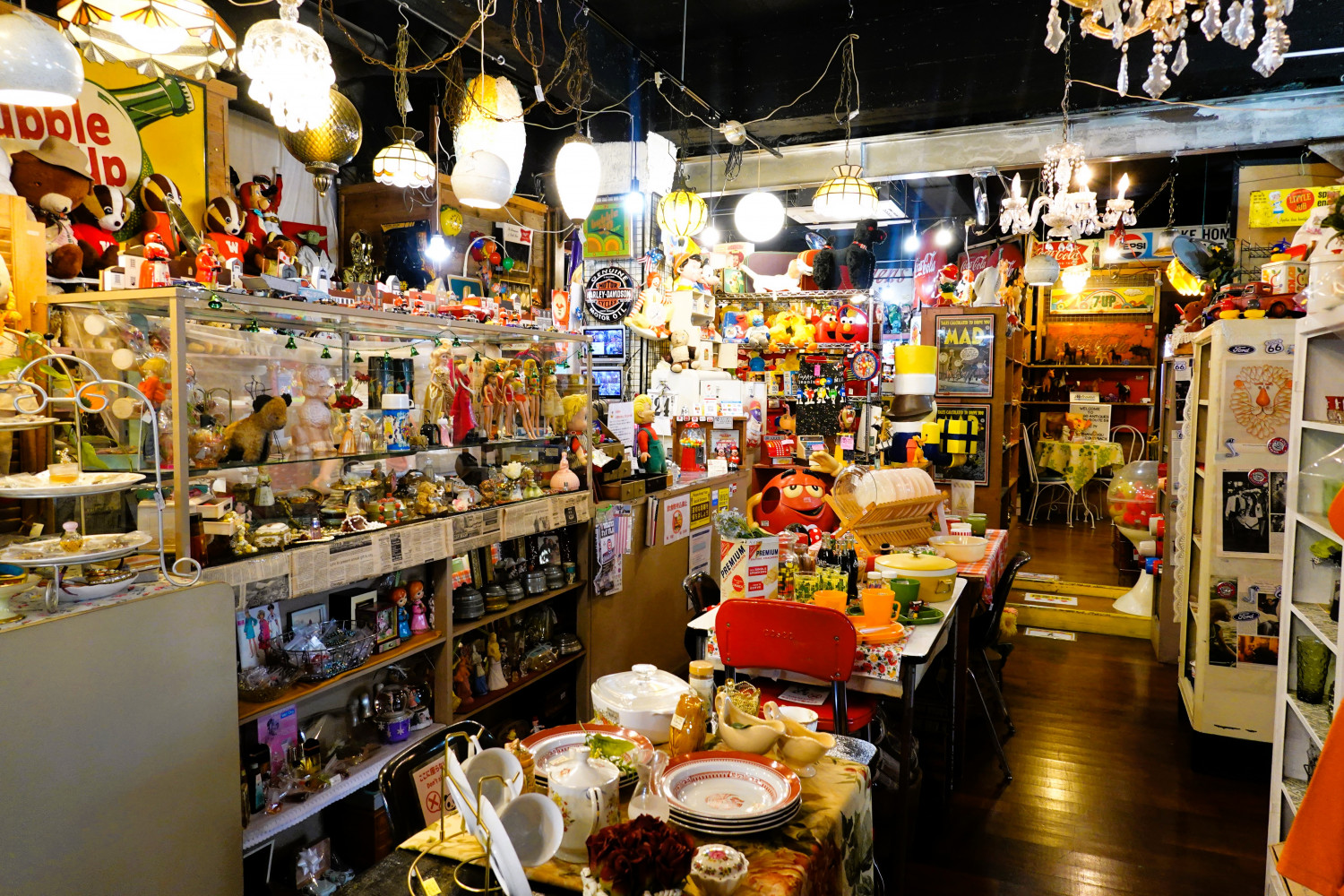 沖縄旅行で出会う「アメリカンレトロ雑貨の世界」 | 沖縄観光情報WEB