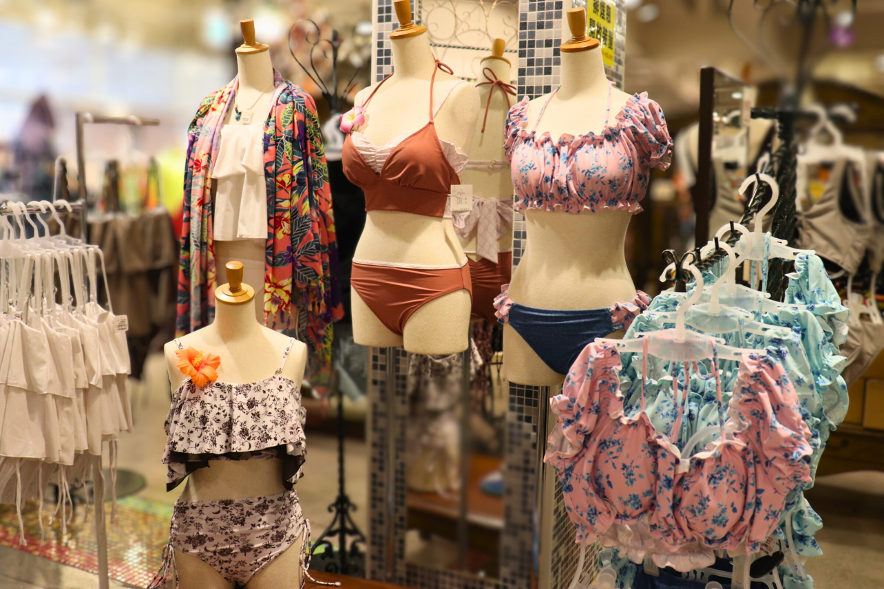 いろんなスタイルの水着があるよ♪