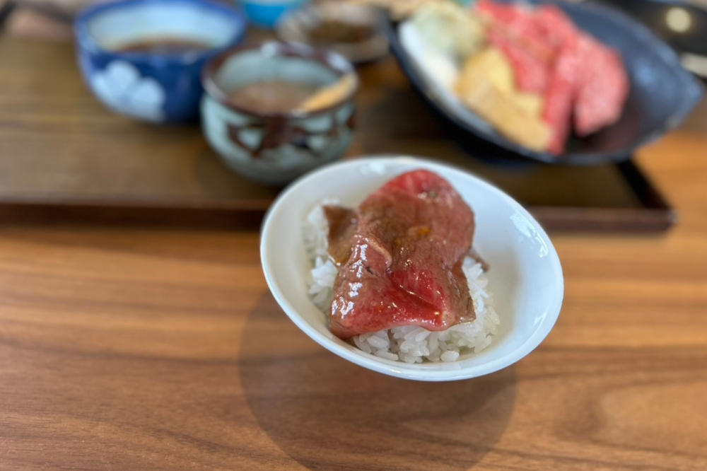 メインの焼きすきを実食。