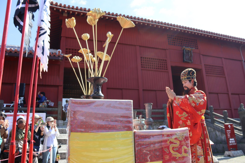 朝拝御規式（正月儀式の一部紹介）