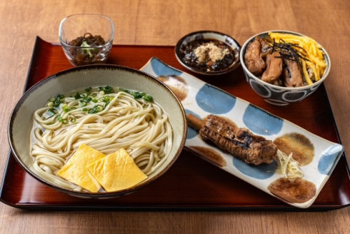 本ソーキそば 肉厚一本盛り/そば定食（二）