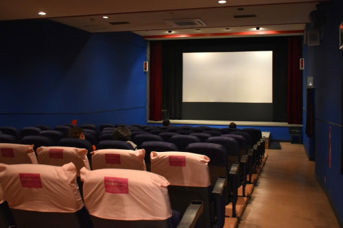 複数のホールがあります。