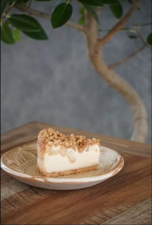 黒糖スパイスアップルクランブルチーズケーキ
