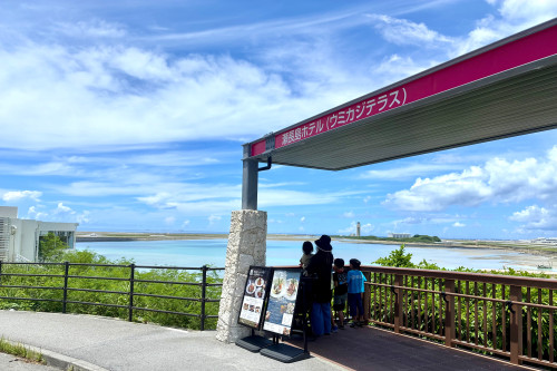 瀬長島ホテル(ウミカジテラス)バス停/豊見城市