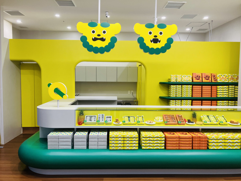newQ那覇空港店