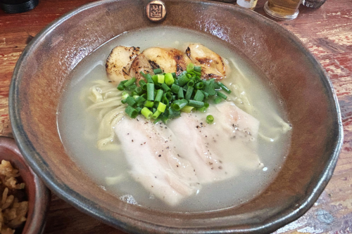 人気No.1「特選鶏そば」