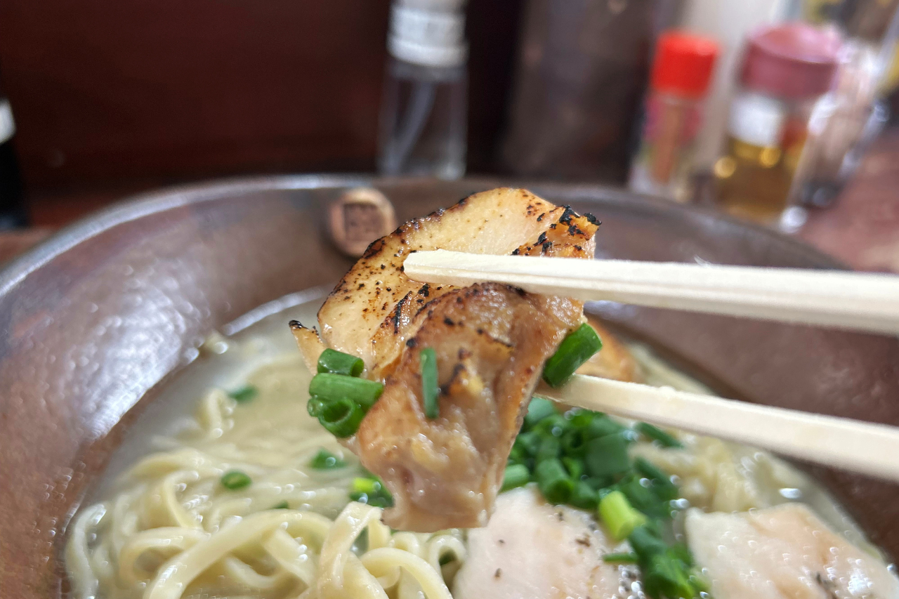 香ばしい鶏もも肉