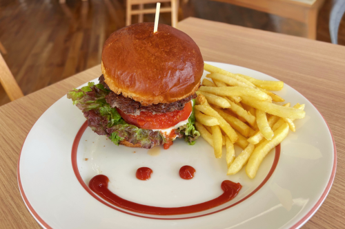 GINOZA CLASSIC BURGER