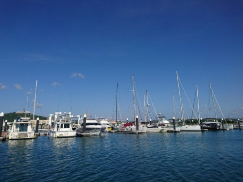 与那原マリーナ(セーリング体験)