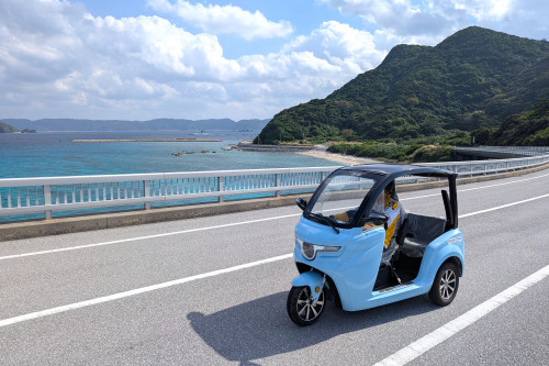 3人乗り電動トゥクトゥク「えもび」で３島周遊