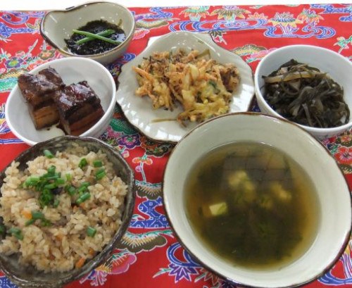 沖縄の長寿料理