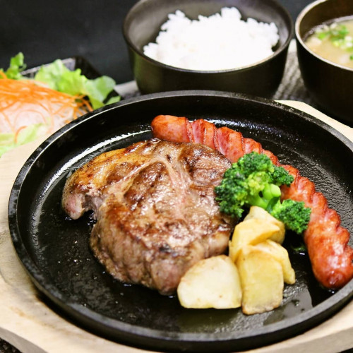 おきなわポークビレッジ