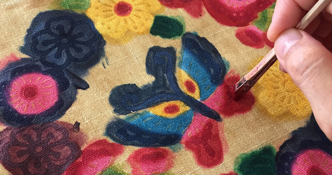 琉球の彩りあふれる染織物「沖縄の染織物に触れる」 | 沖縄観光情報WEB